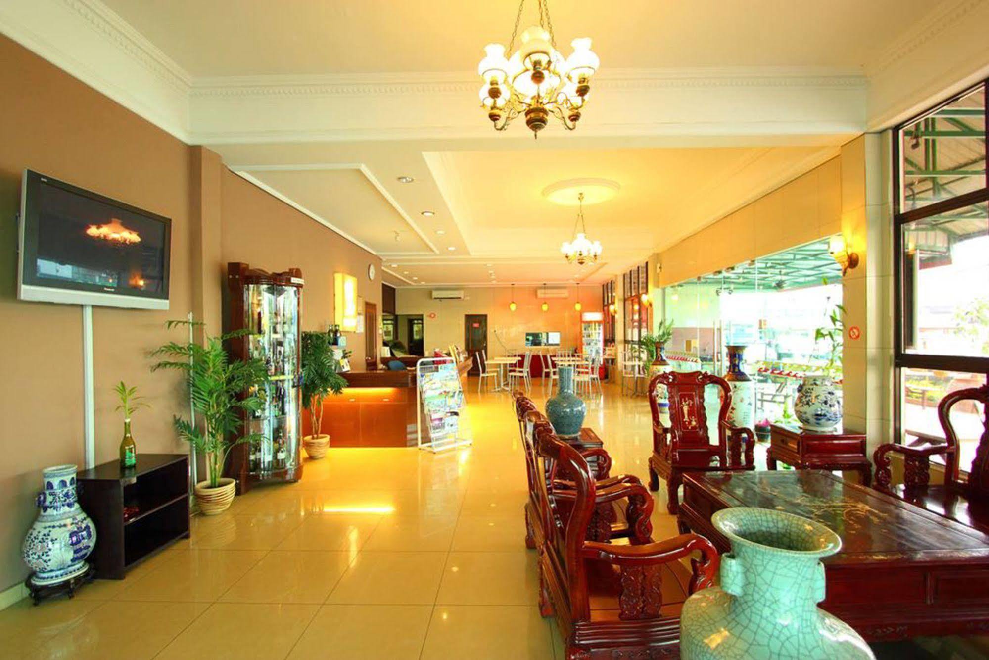 פורט דיקסון Grandpa Hotel מראה חיצוני תמונה
