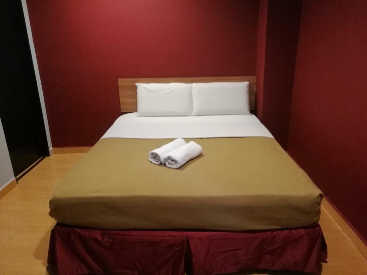 פורט דיקסון Grandpa Hotel חדר תמונה
